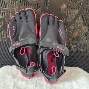 Fila Black and Pink Women's Shoes